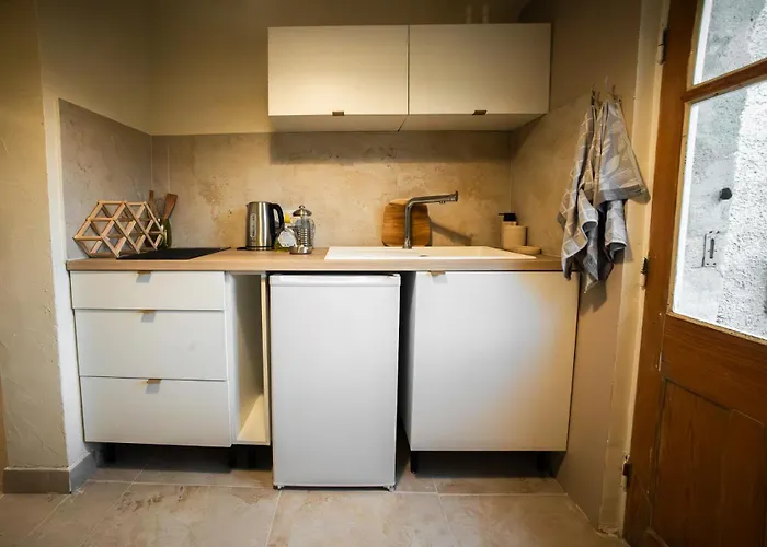 Petit Chai Au Coeur De Village *